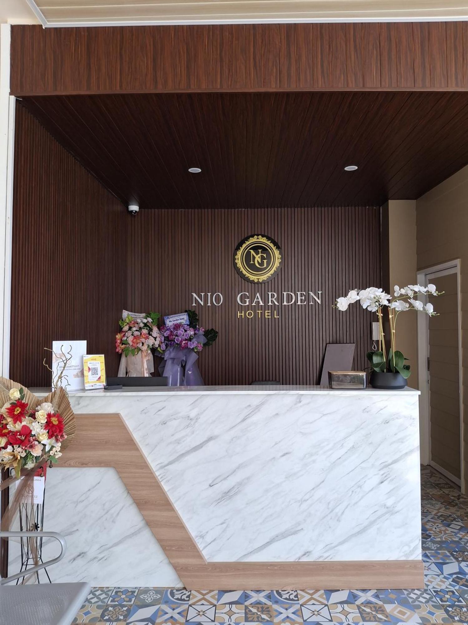 Nio Garden Hotel Sumbawa Eksteriør billede
